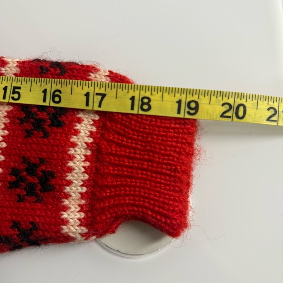 Dale of Norway Christmas Reindeer Black white red Sweater size small 40 - Picture 12 of 13